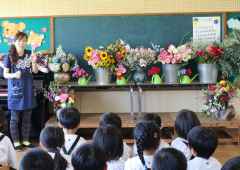 花の日礼拝１の画像